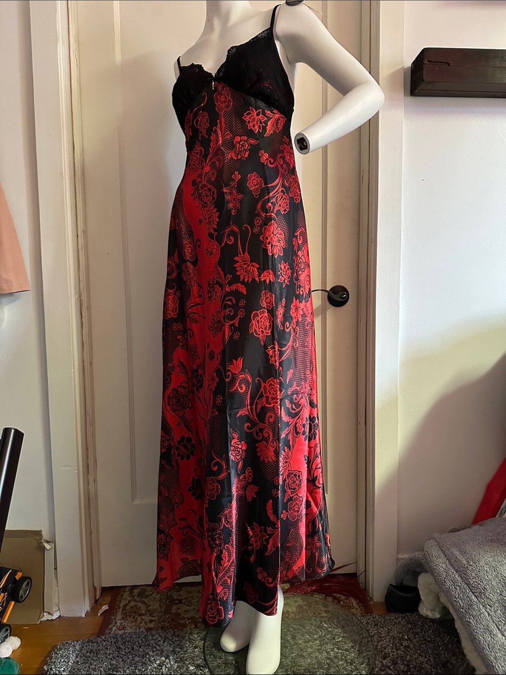La Vie En Rose Black and Red Floral Slip Dress